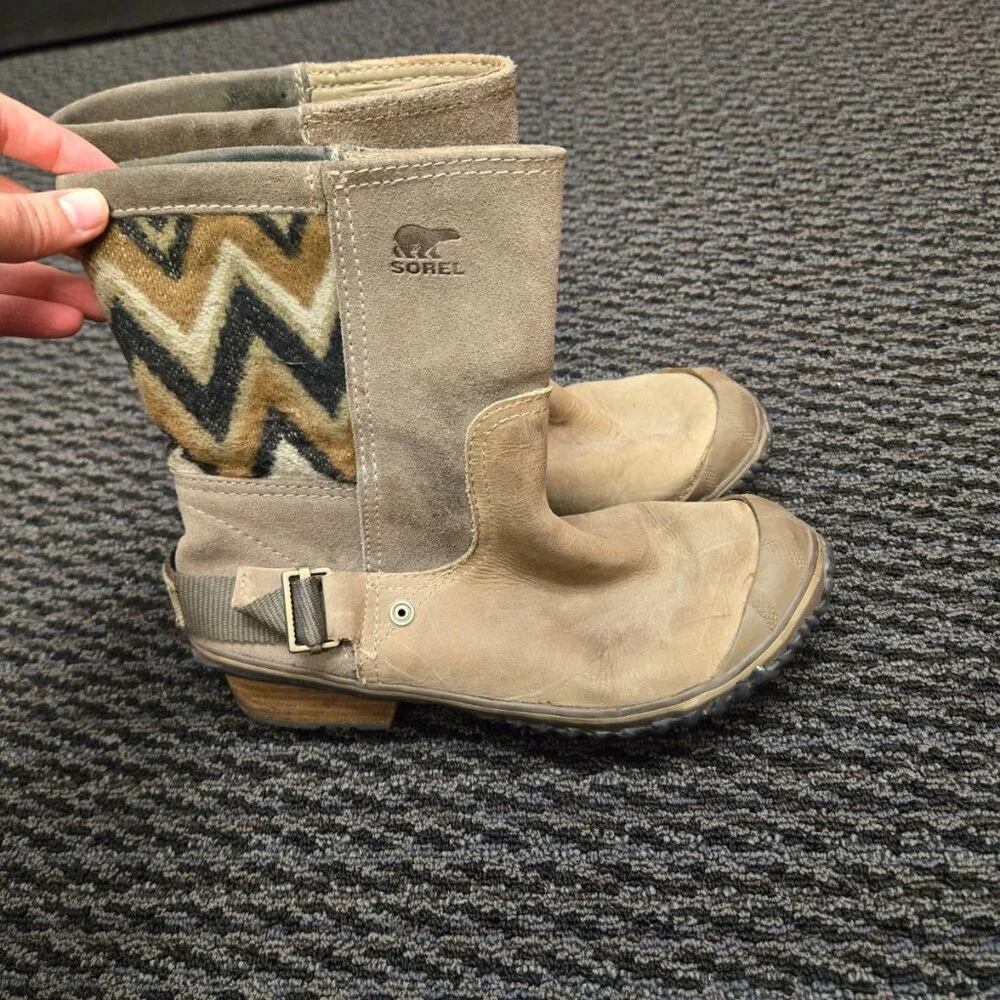 Sorel Slim Shortie Boots Women 8 Tobacco Brown Indian Blanket Waterproof Suede